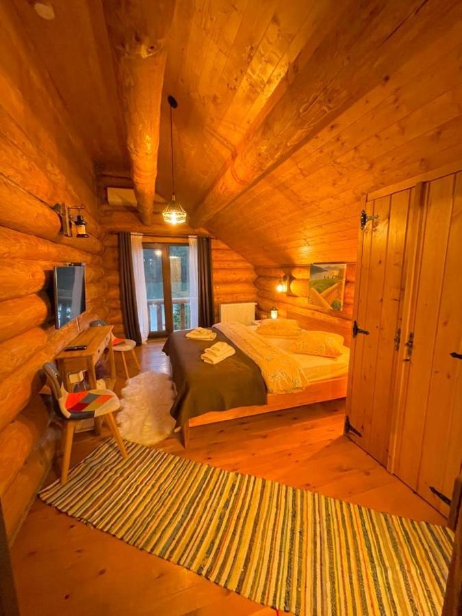 Lodge Du *